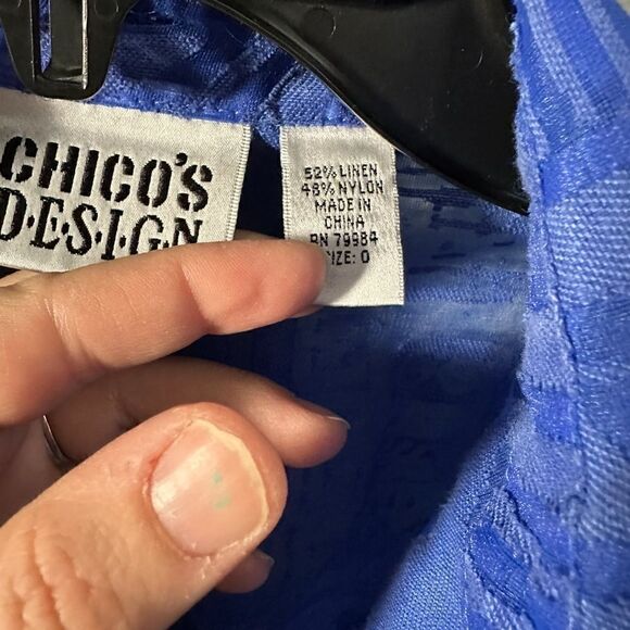 Chico's Design Linen Nylon Button Down Printed Collar Top Size 0 Large - Picture 6 of 8